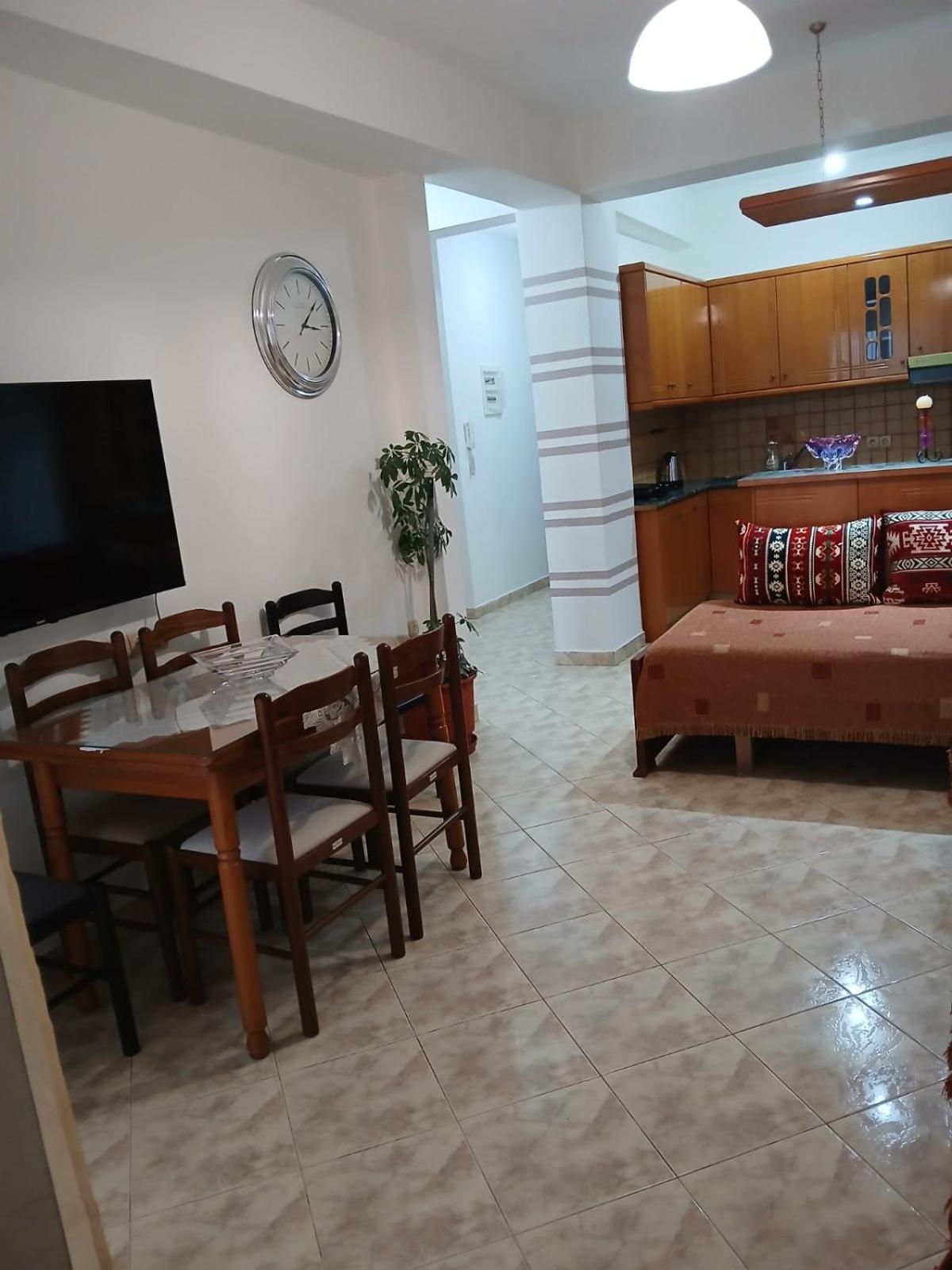 Sea & Relax Apartment Sarande Exterior photo